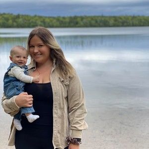 Meet your Posher, Laura